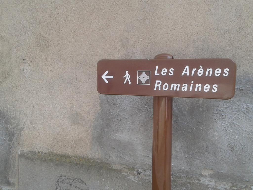 Venez Rever Beziers Centre Et Gare Il Y A Plus Cher Mais C Est Moins Bien Exteriör bild